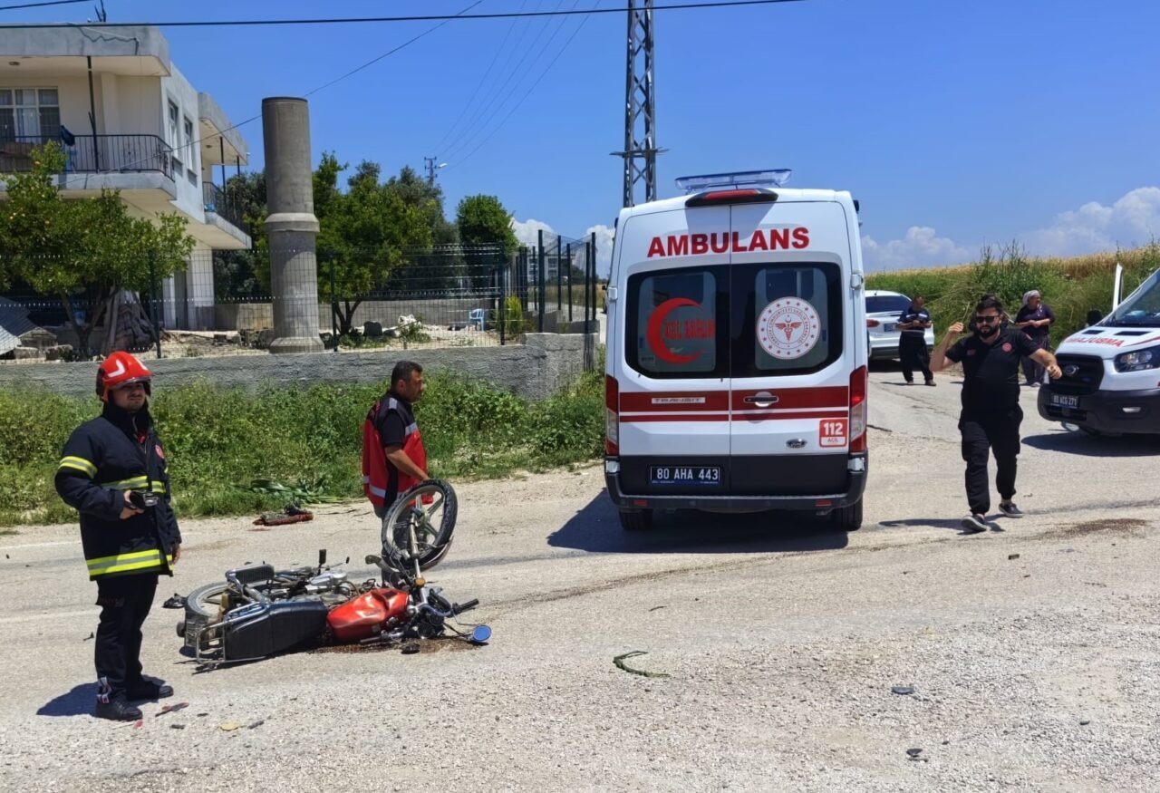 OSMANİYE (AA) – Osmaniye'nin Kadirli ilçesinde otomobille çarpışan motosikletin sürücüsü