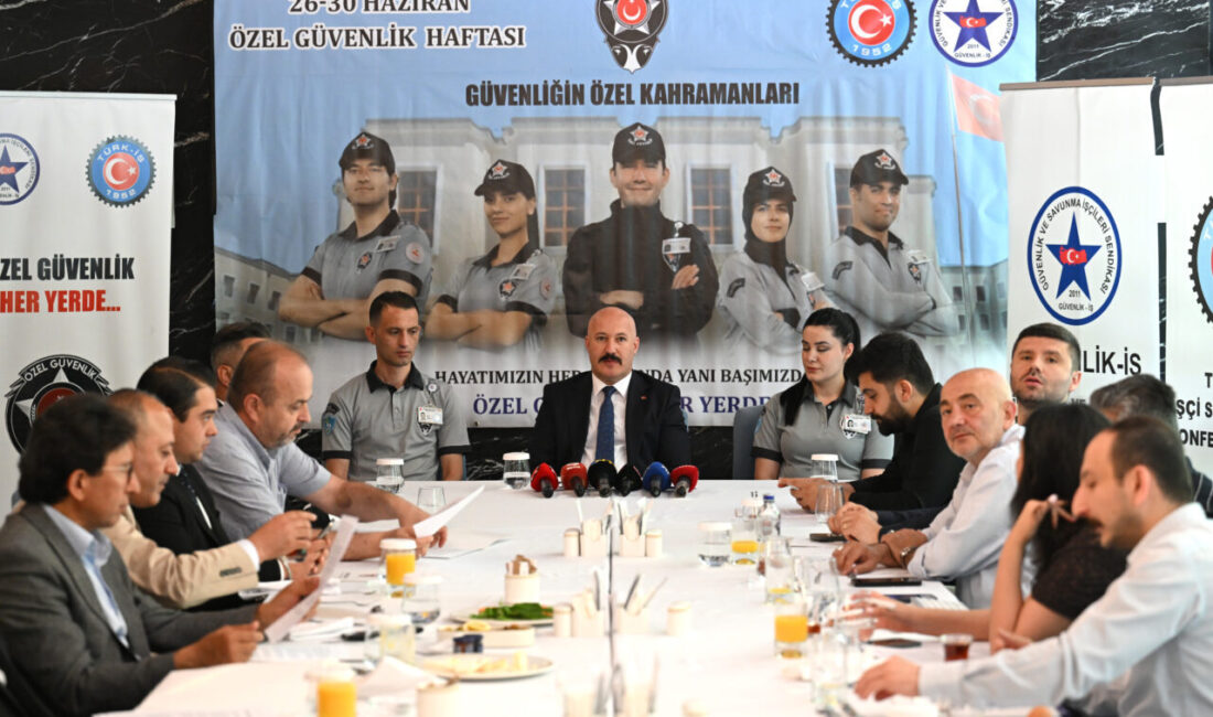 - Güvenlik-İş Sendikası Genel Başkanı Ömer Çağırıcı:
- "Özel güvenlik görevlilerinin,