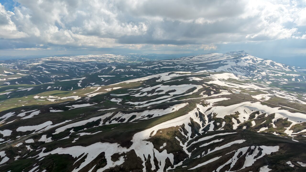 ERZURUM (AA) – Türkiye'nin önemli kış turizmi merkezlerinden Erzurum'daki Palandöken