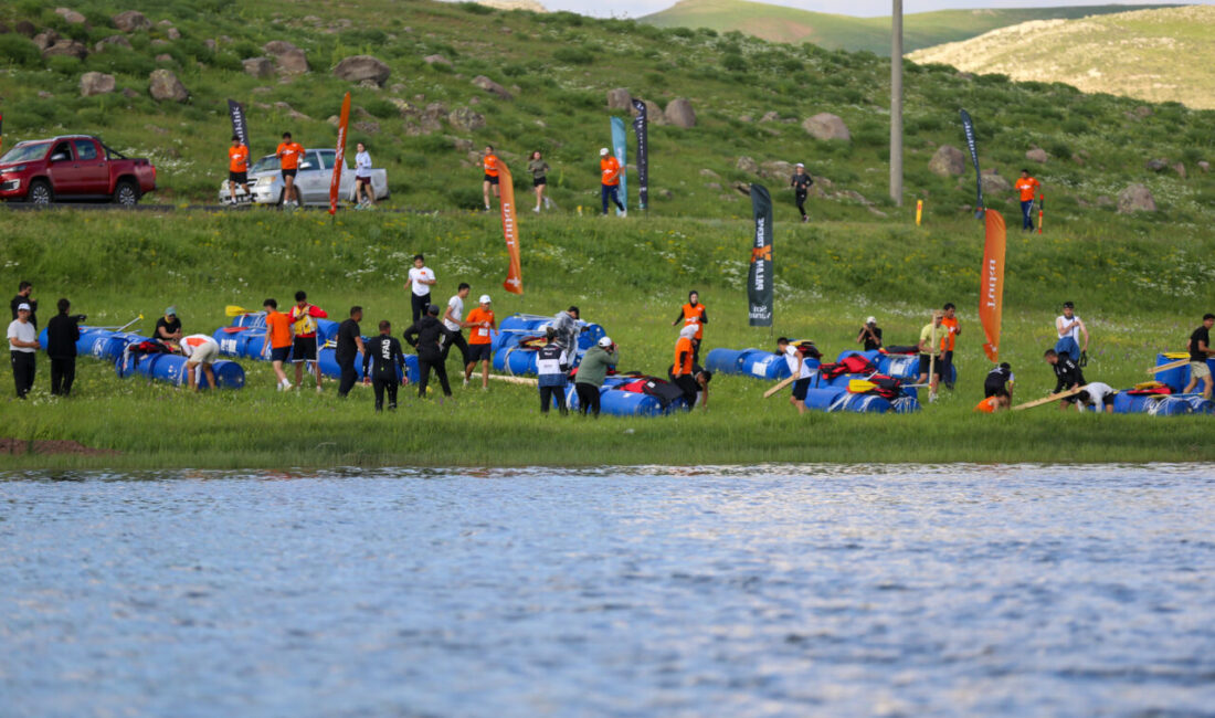 - Karayazı Kaymakamı Onur Titiz:
- "Karayazı ilçemizde de Terörsüz Türkiye