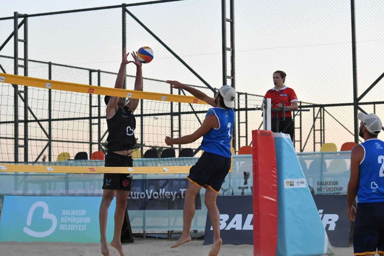 BALIKESİR (AA) – Plaj voleybolunda "VW Beach Pro Tour Futures