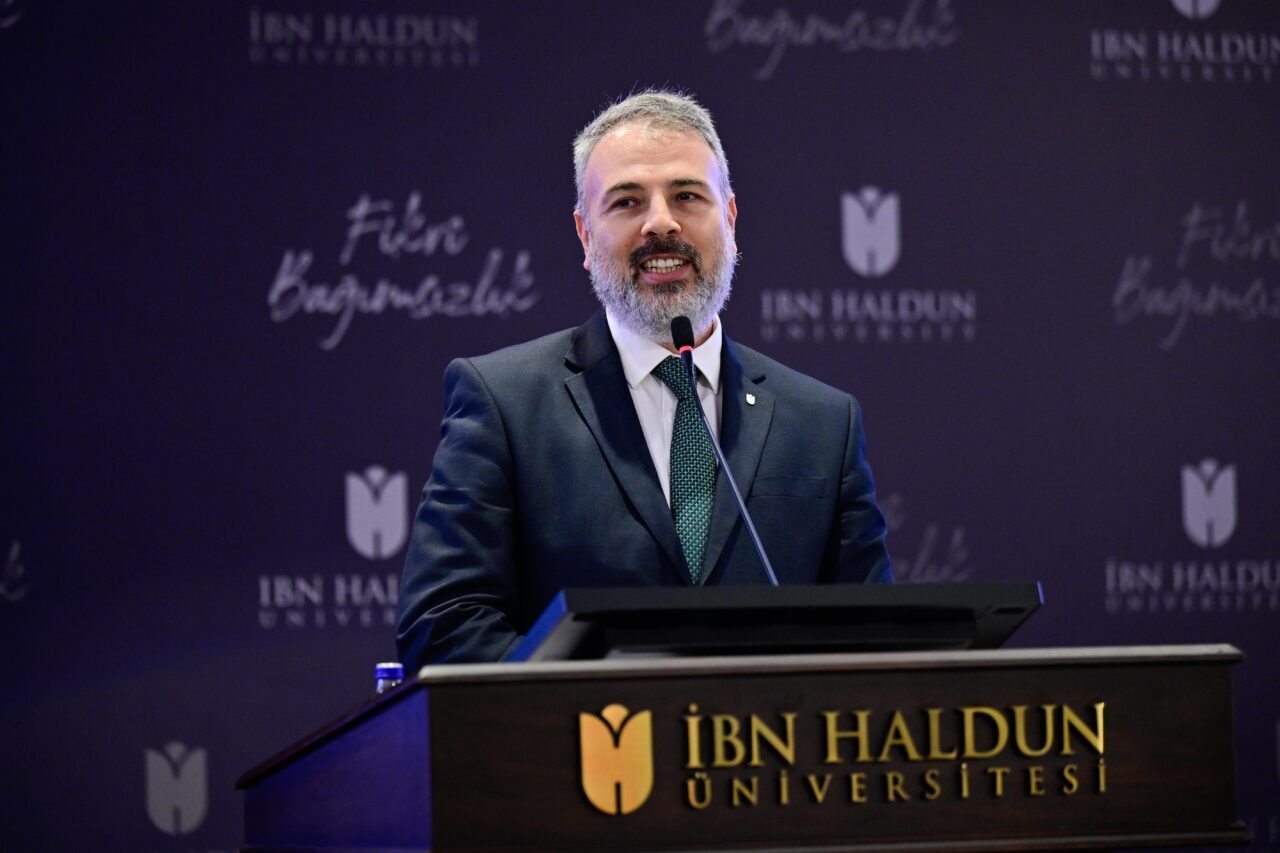 - ÖNDER İmam Hatipliler Derneği Genel Başkanı Abdullah Ceylan:
- "Bizler,