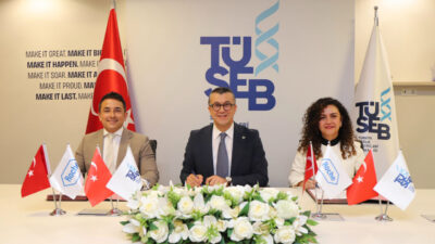 - Roche İlaç Türkiye Genel Müdürü Farid Bidgoli:
- "İşbirliğiyle Türkiye'nin