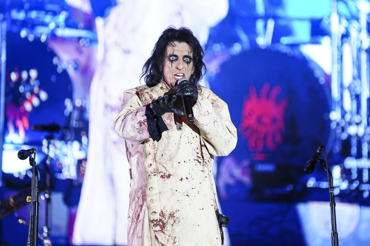 İSTANBUL (AA) – Rock müziğin efsane isimlerinden ABD'li müzisyen Alice