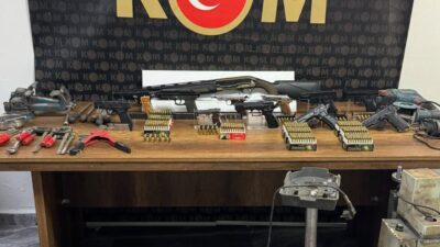 SAKARYA (AA) – Sakarya merkezli 2 ilde düzenlenen "silah kaçakçılığı"