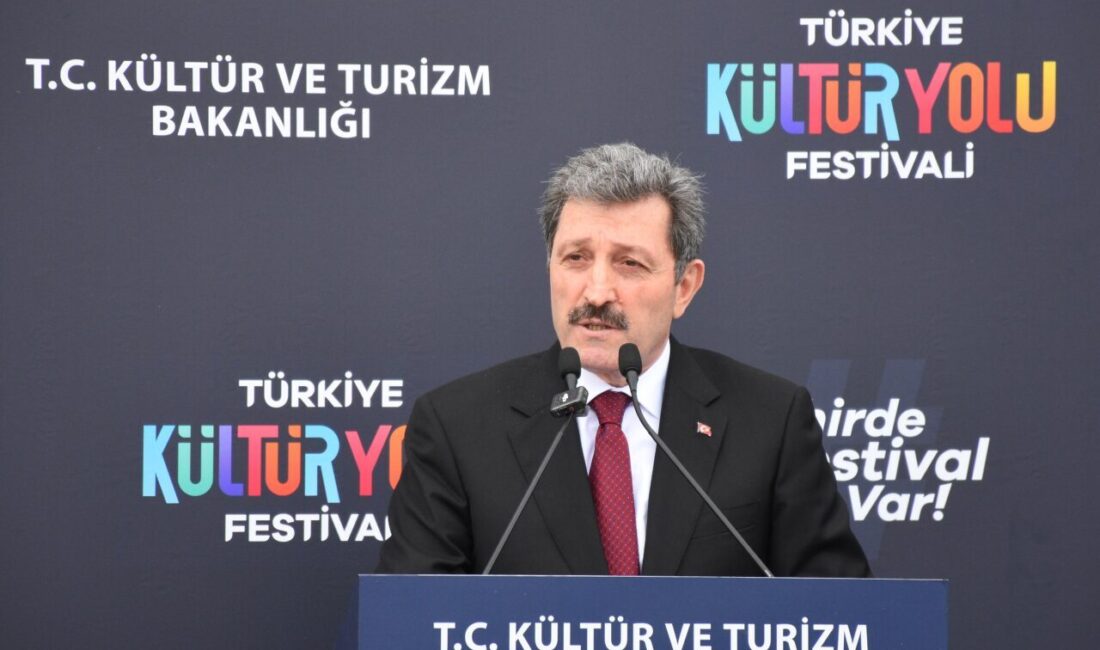 - Kültür ve Turizm Bakan Yardımcısı Nadir Alpaslan:
- "Türkiye'nin dört