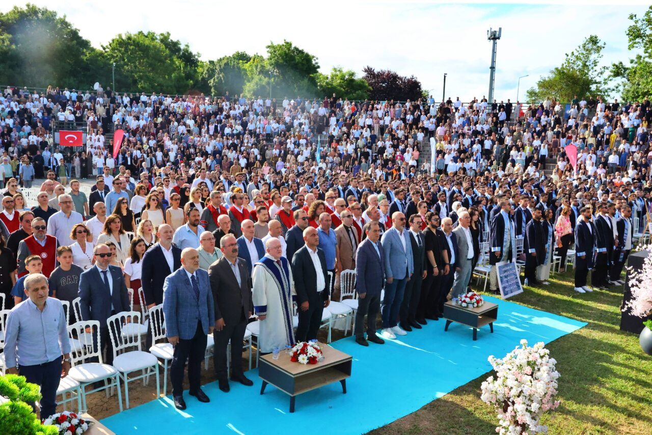 SAMSUN (AA) – Samsun Üniversitesi 2025-2026 Akademik Yılı Mezuniyet Töreni