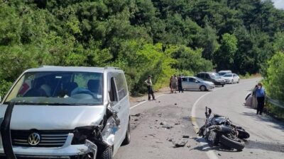 SAMSUN (AA) – Samsun'un Bafra ilçesinde minibüsle çarpışan motosikletin sürücüsü