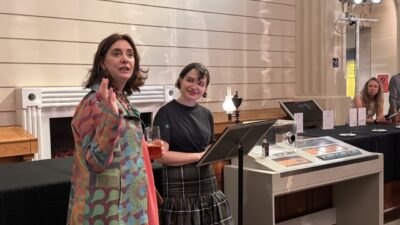 LONDRA (AA) – Sanatçı ve mimar Melek Zeynep Bulut'un "Eşyanın