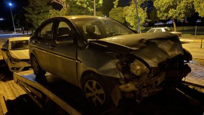 ŞANLIURFA (AA) – Şanlıurfa'nın Siverek ilçesinde iki otomobilin çarpışması sonucu