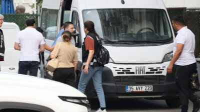 İZMİR (AA) – İzmir'in Seferihisar Belediyesine yönelik yürütülen rüşvet soruşturmasında