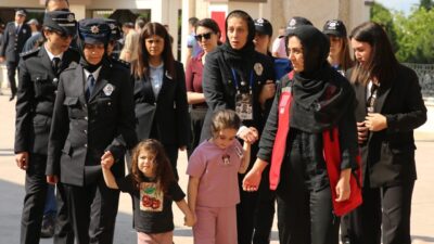 - Cenaze törenine İçişleri Bakan Yardımcısı Bülent Turan da katıldı