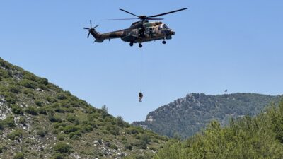 GİRNE (AA) – Kuzey Kıbrıs Türk Cumhuriyeti'nde (KKTC) Şehit Teğmen