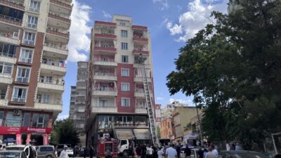 SİİRT (AA) – Siirt'in Kurtalan ilçesinde apartman dairesinde çıkan yangında