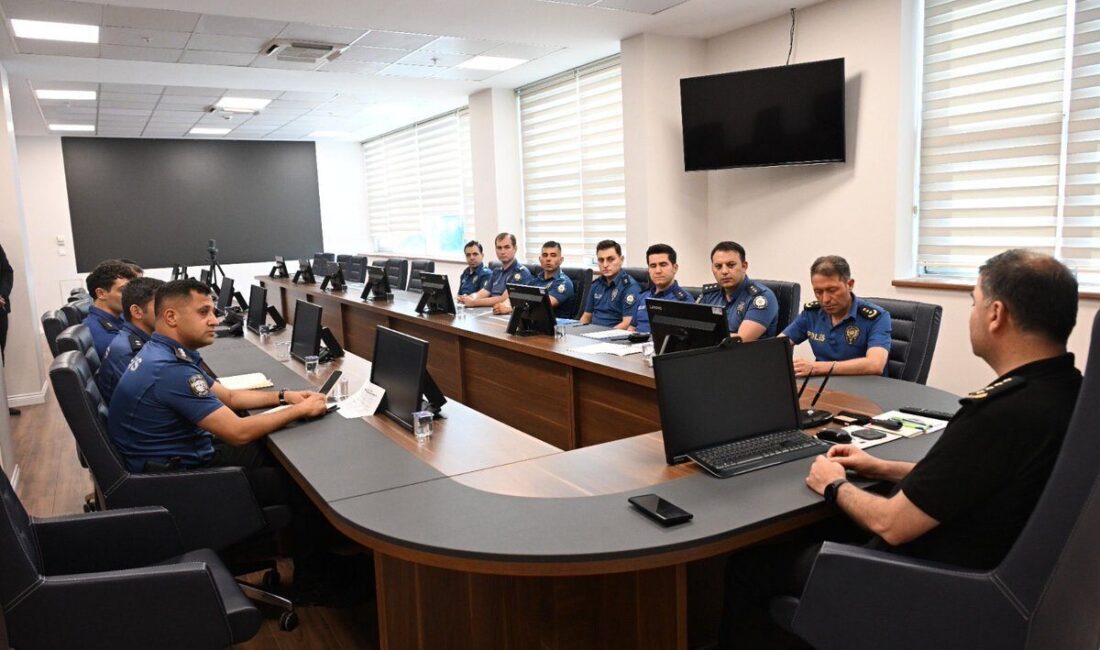 EDİRNE (AA) – Edirne Emniyet Müdürü Muhittin Ayhan, gurbetçi sezonunun