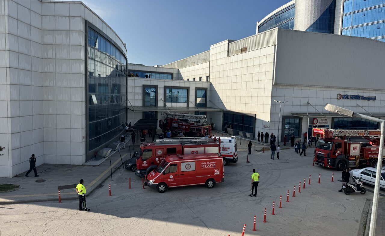 SİNOP (AA) – Sinop Atatürk Devlet Hastanesi poliklinik bölümünde çıkan
