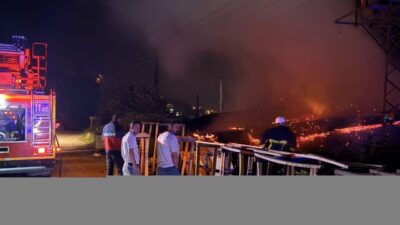 SİNOP (AA) – Sinop'un Ayancık ilçesinde bir fabrikanın depo bölümünde