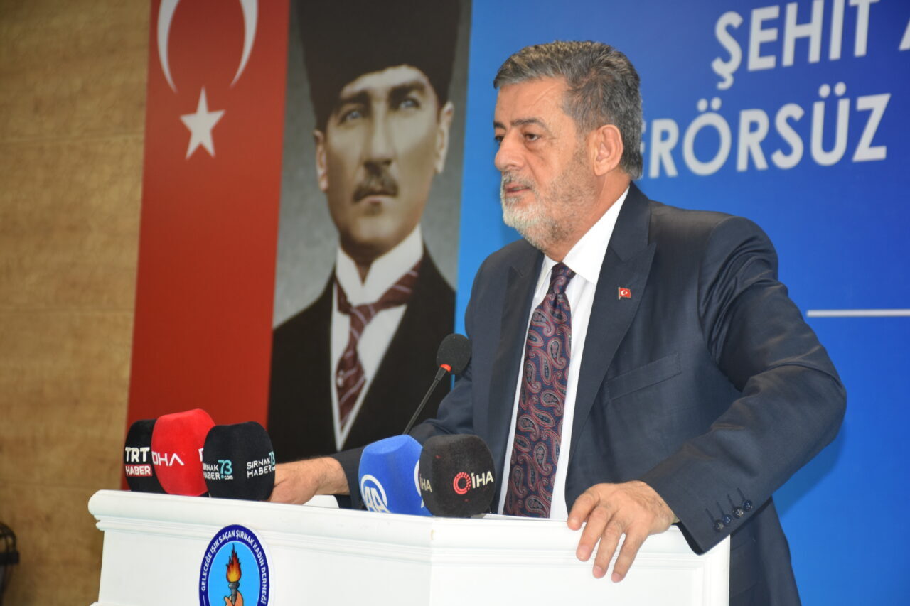 - İçişleri Bakan Yardımcısı Bülent Turan:
- "İki yıldan beri bir