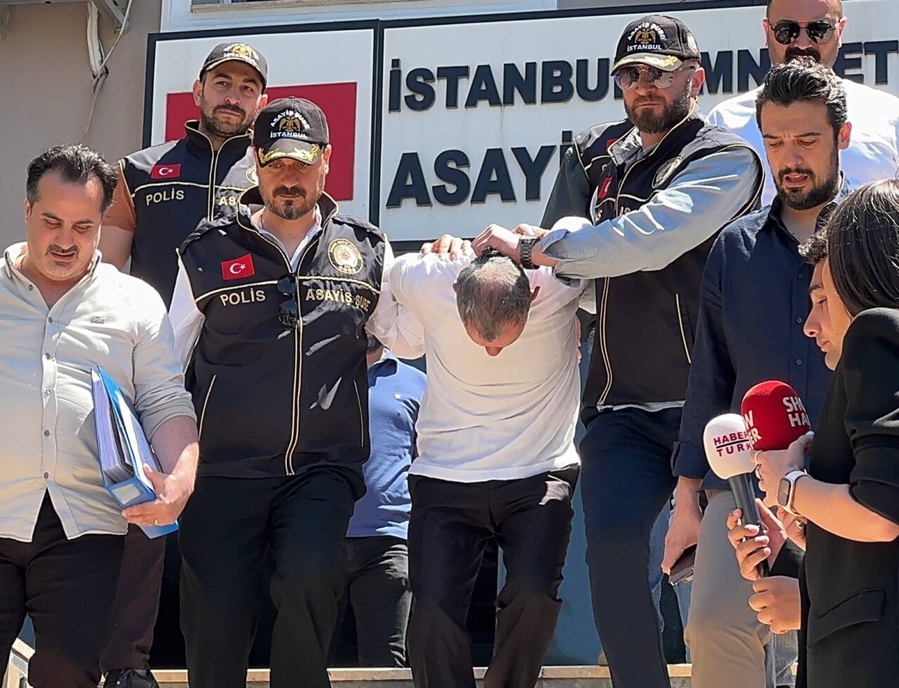 İSTANBUL (AA) – İstanbul’un Şişli ilçesinde 2016 yılında Aynur Kanbur'un