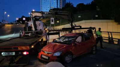 İSTANBUL (AA) – Şişli'de kontrolden çıkarak ters dönen otomobilin sürücüsü