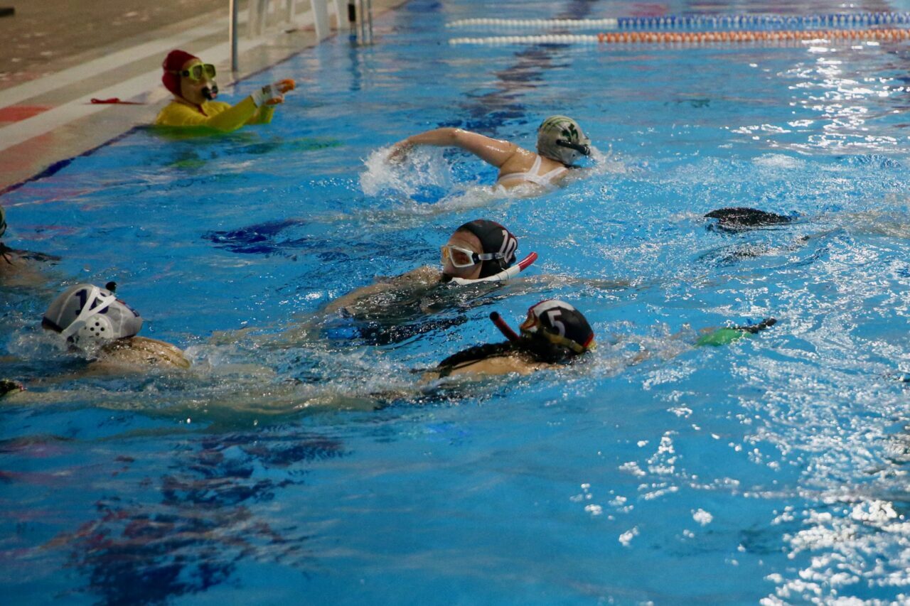 KOCAELİ (AA) – Milli takım seçmeleri için düzenlenen Sualtı Hokeyi
