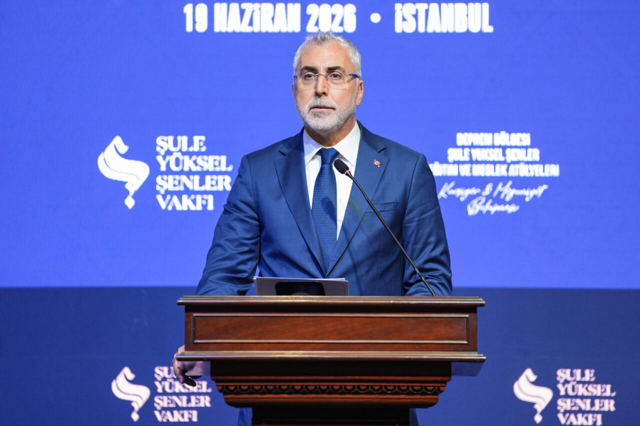 - Çalışma ve Sosyal Güvenlik Bakanı Vedat Işıkhan:
- "İŞKUR vasıtasıyla