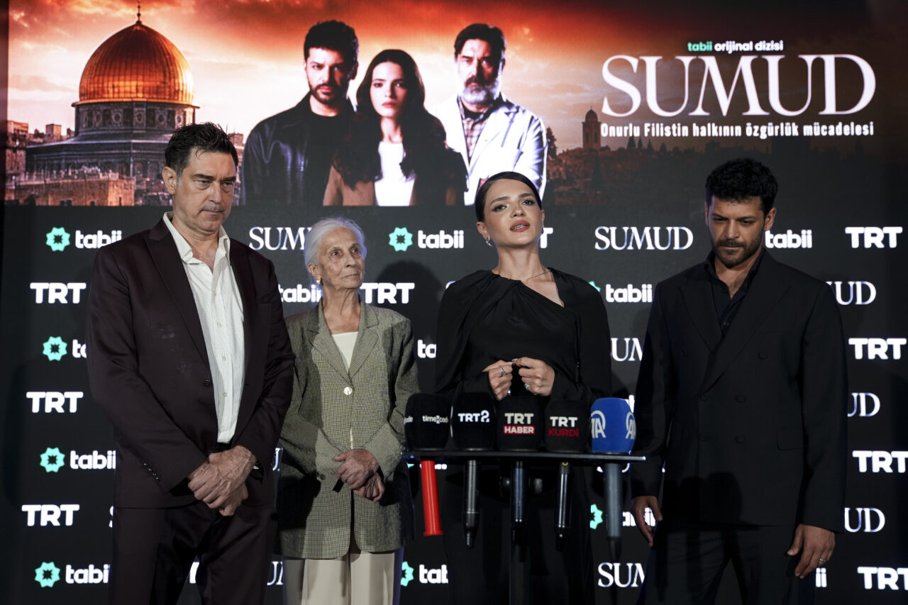 - TRT Genel Müdürü Mehmet Zahid Sobacı:
- "Arapça bir kelime