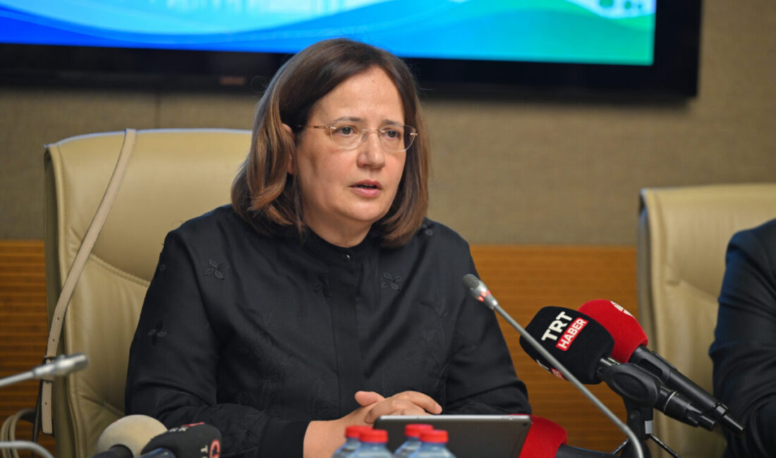 - Çevre, Şehircilik ve İklim Değişikliği Bakan Yardımcısı Fatma Varank:
-