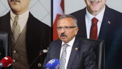 - Komisyon Başkanı ve AK Parti Tokat Milletvekili Yusuf Beyazıt:
-