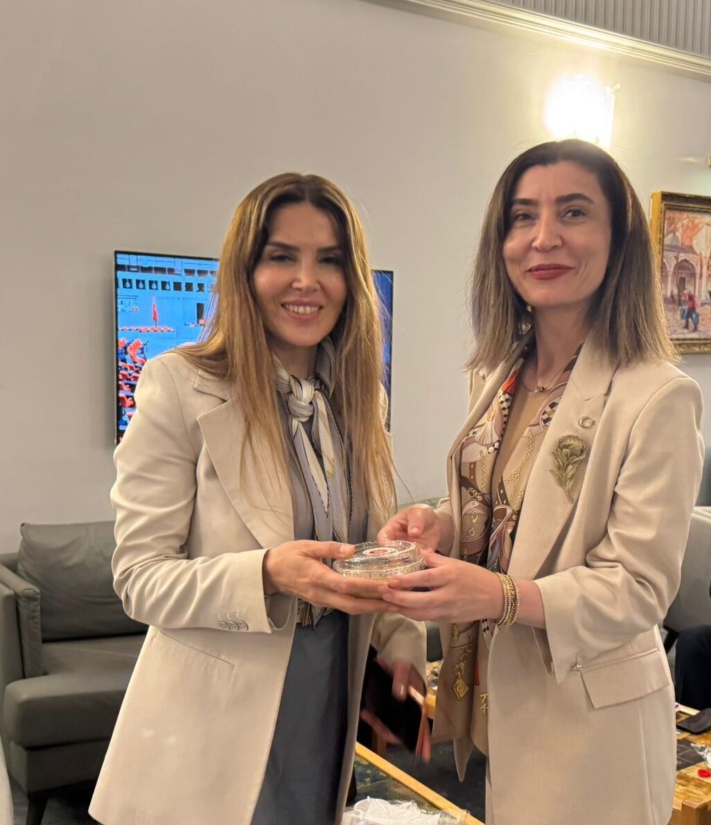 - Alevi-Bektaşi Kültür ve Cemevi Başkanı Esma Ersin:
- "Bu yıl