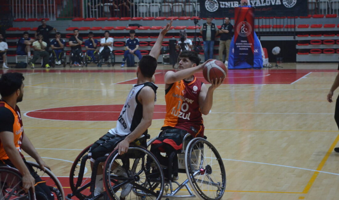 - Beşiktaş: 83 - Galatasaray Fuzul: 60