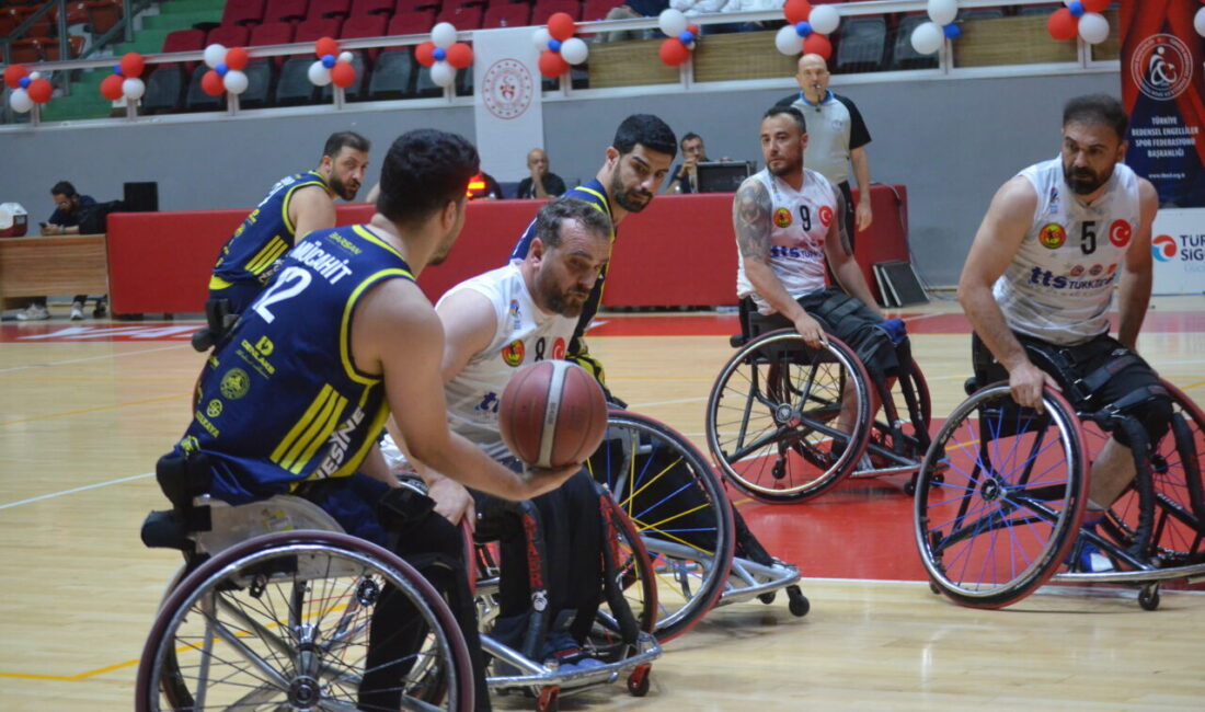 - TSK Rehabilitasyon Merkezi: 65 - Fenerbahçe İstanbul Jet: 80
-