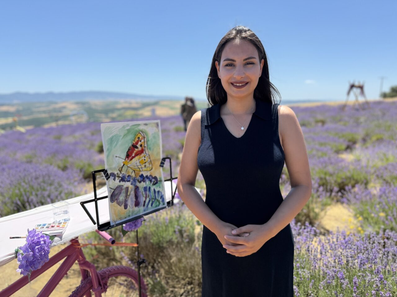 TEKİRDAĞ (AA) – Tekirdağ’da yaşayan 9 yaşındaki ressam İnci Yılmaz,