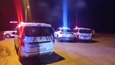 TEKİRDAĞ (AA) – Tekirdağ'ın Çerkezköy ilçesinde nişan merasiminde iki grup