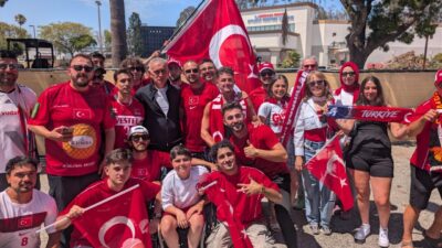 - Türkiye Futbol Federasyonu Başkanı İbrahim Hacıosmanoğlu:
- "Tek üzüntümüz bu