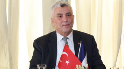 - "Tarihsel olarak Fransa, Türkiye'nin uzun süreli ilişkisi olan en