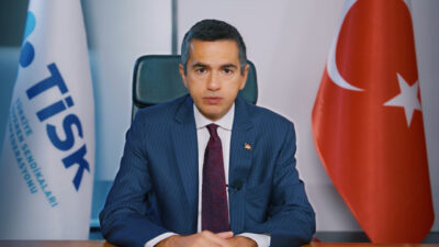 - "Yakın tarihli OECD araştırmalarına göre işlerin yüzde 27'si yapay