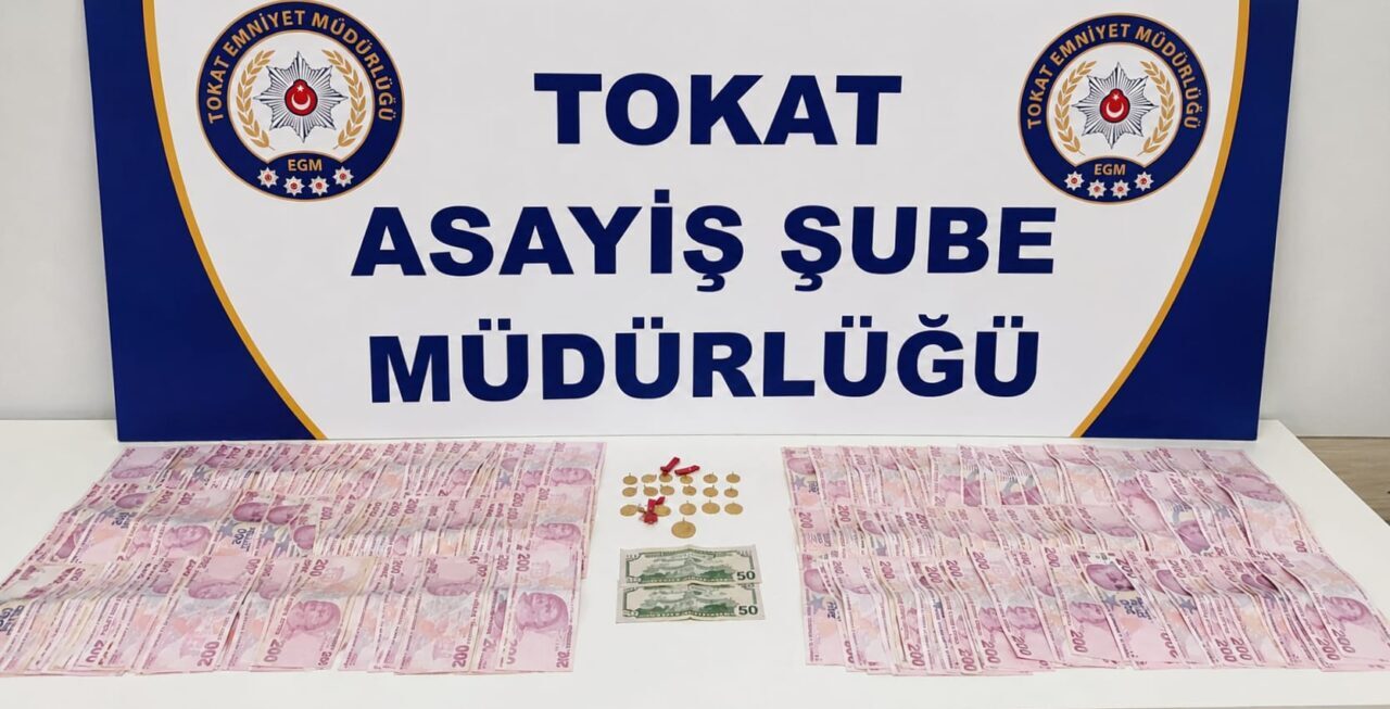 TOKAT (AA) – Tokat'ta bir kadını dolandırdığı öne sürülen 2
