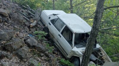 TOKAT (AA) – Tokat'ın Reşadiye ilçesinde devrilen otomobilin sürücüsü hayatını