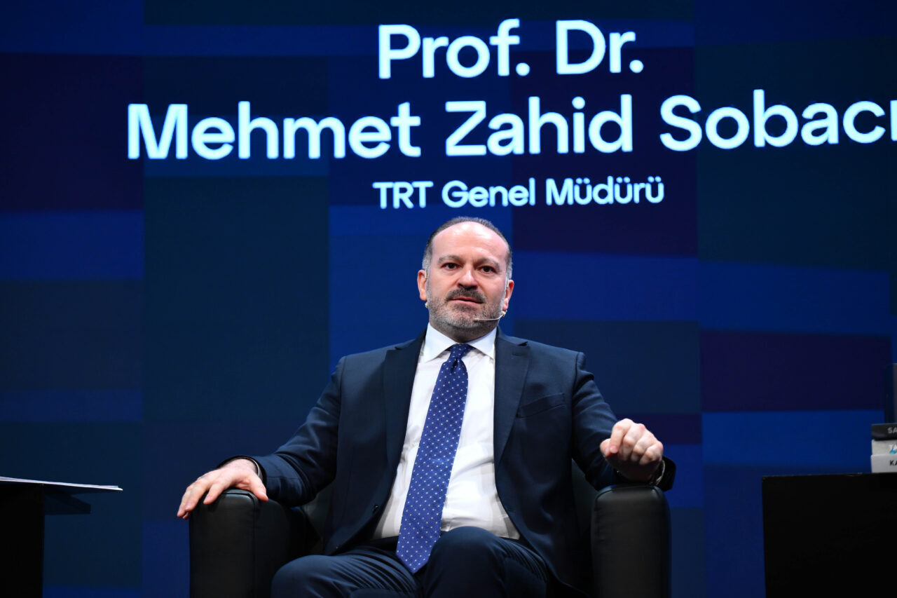 - "Cumhurbaşkanı Recep Tayyip Erdoğan aslında tüm uluslararası zirvelerde en