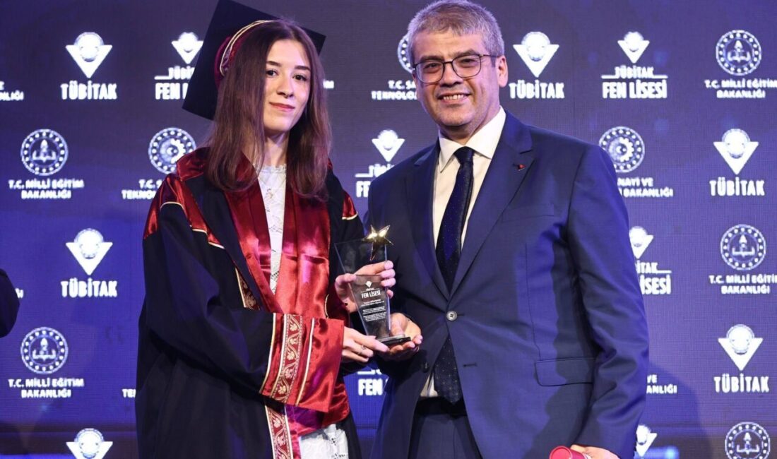 - Sanayi ve Teknoloji Bakanı Mehmet Fatih Kacır:
- "İnanıyorum ki