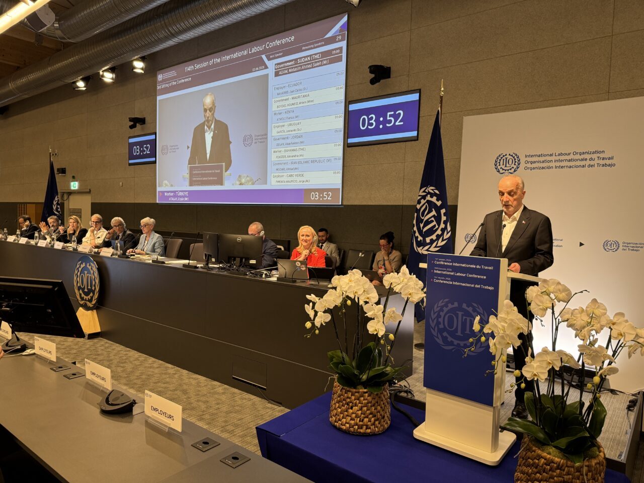 - "Emekçiler, yüksek vergiler ve enflasyondan kaynaklanan geçim zorluğunu ağır