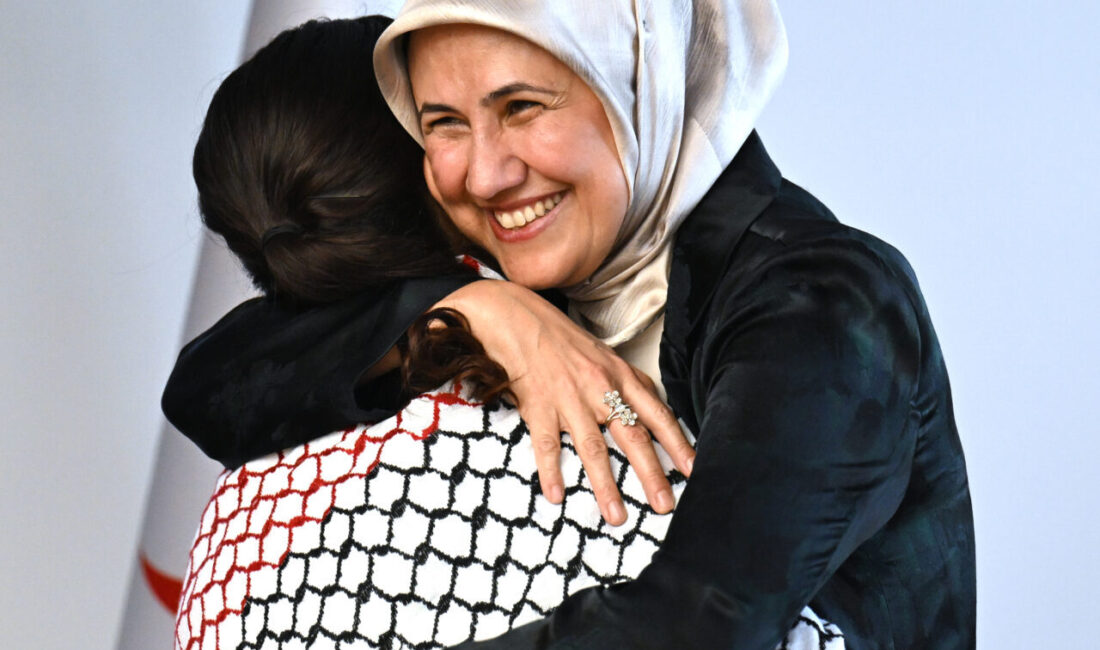 - Genel Başkan Fatma Meriç Yılmaz:
- "Bütün dünya insanlığı adına