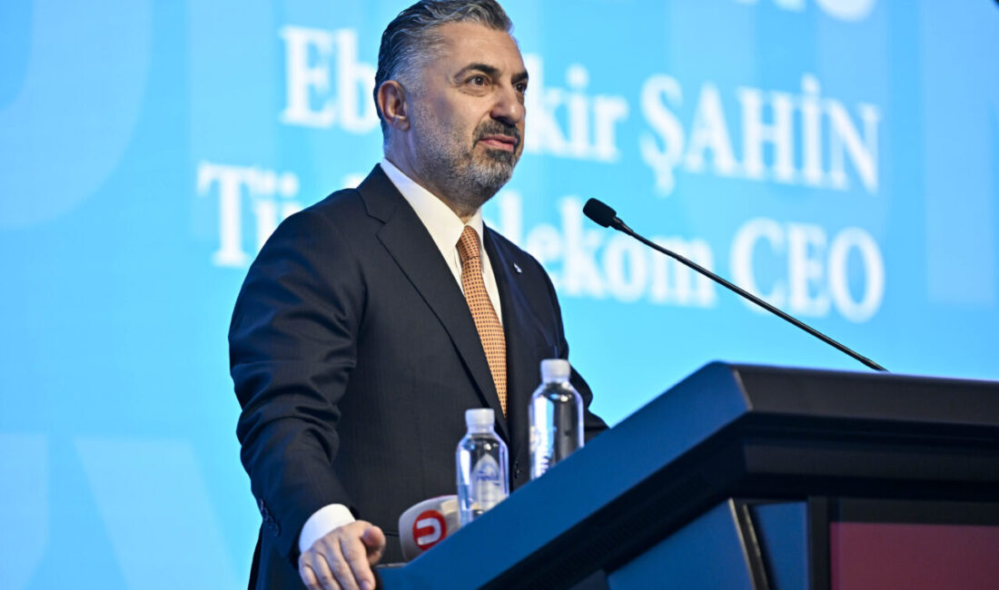 - "5G'nin başarısının temelinde güçlü fiber altyapı bulunuyor. Bu nedenle