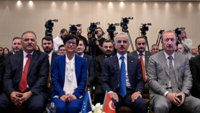 - Ulaştırma ve Altyapı Bakanı Abdulkadir Uraloğlu:
- "Ulaşım olmadan ticaret