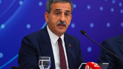 - "Enflasyon farkına ek olarak refah payı istiyoruz. Kayıpların telafi