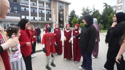 SAMSUN (AA) – Türkiye'nin nüfusa kaydedilen ilk insansı robotu CANİKMAN,
