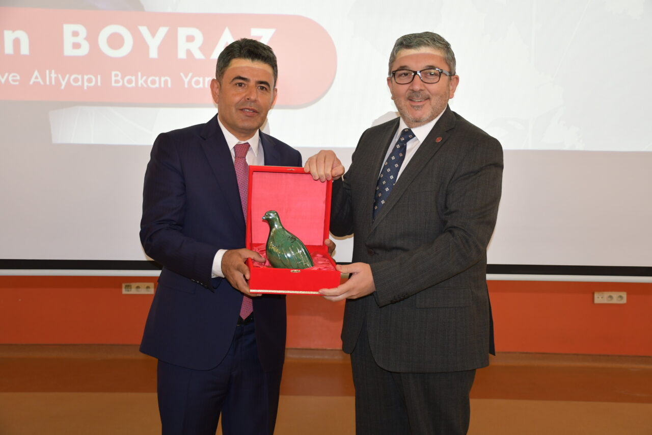 BİLECİK (AA) – Ulaştırma ve Altyapı Bakan Yardımcısı Osman Boyraz,