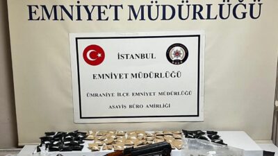 İSTANBUL (AA) – Ümraniye'de, iki ayrı uyuşturucu operasyonunda gözaltına alınan