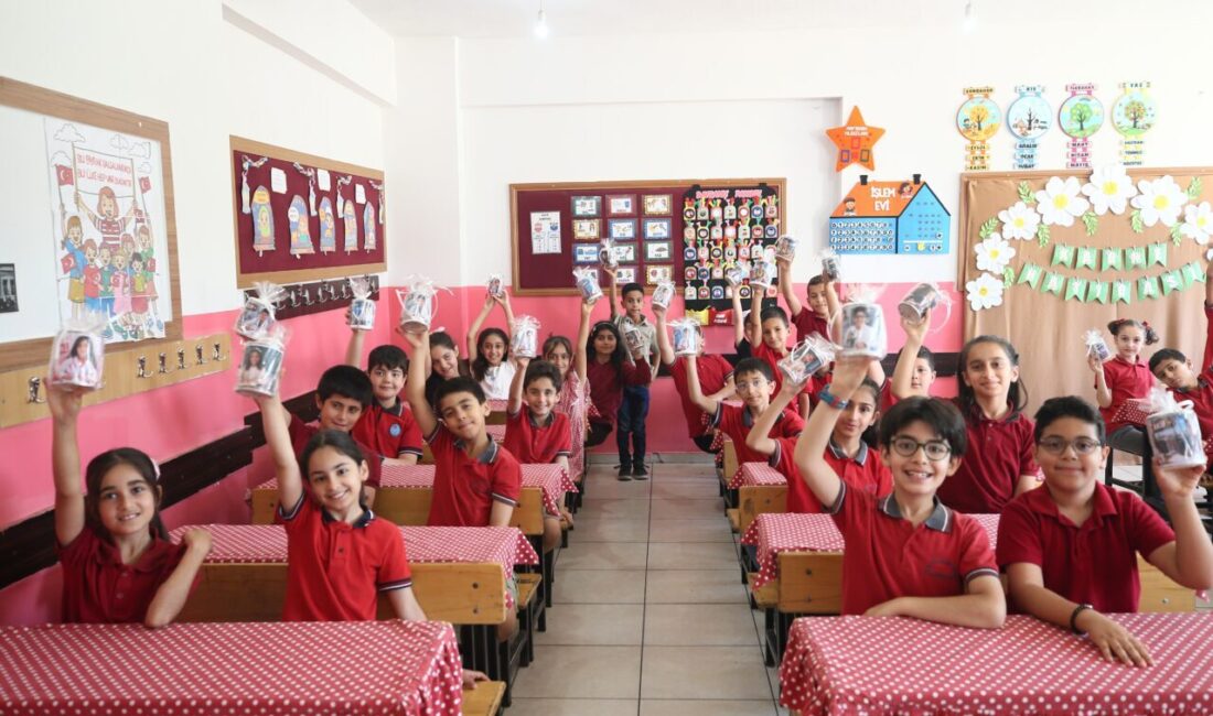 VAN (AA) – Van, Hakkari, Bitlis ve Muş'ta binlerce öğrenci